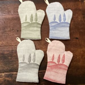 Glove design Cypress