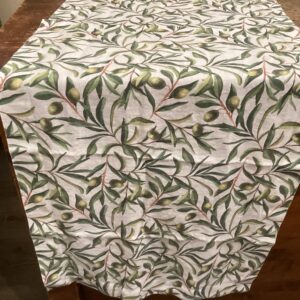 LUCANIA   Linen Table Runner